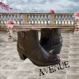 Avenue Plus size ankle boot 12wide